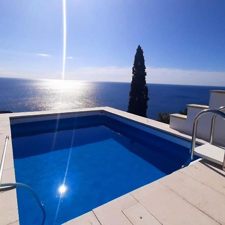 Blu Suite Cottage Sul Mare E Swimming Pool تريكاس المظهر الخارجي الصورة